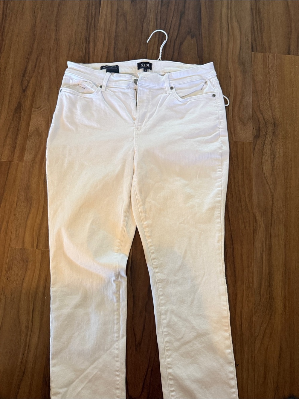 NYDJ Women's Cream Straight-Leg Jeans